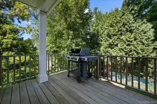 10 E Brookside Dr, Larchmont, NY 10538 - Photo 35