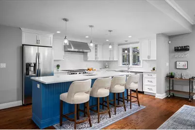 10 E Brookside Drive, Larchmont, NY 10538 - Photo 9