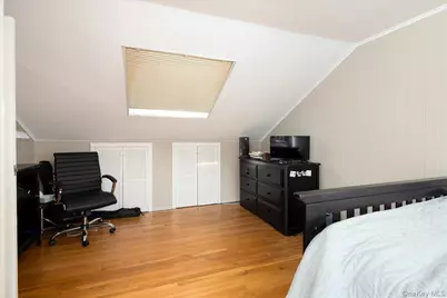 10 Seneca Drive, Massapequa, NY 11758 - Photo 13