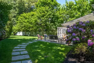 7 Cedar Ln, Glen Cove, NY 11542 - Photo 27
