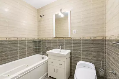 1530 E 15th Street #2A, Brooklyn, NY 11230 - Photo 7