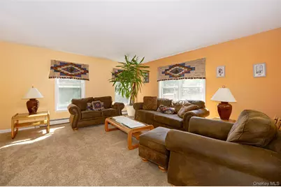 29 Balsam Road, Hyde Park, NY 12538 - Photo 9