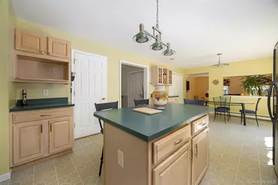 29 Balsam Road, Hyde Park, NY 12538 - Photo 7
