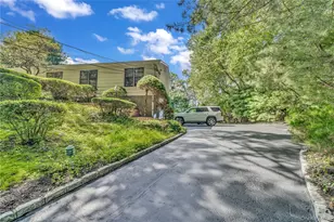 20 Old Route 25A, Northport, NY 11768 - Photo 7