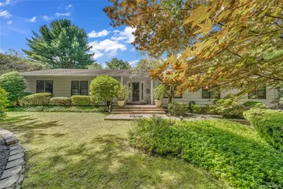 20 Old Route 25A, Northport, NY 11768 - Photo 9