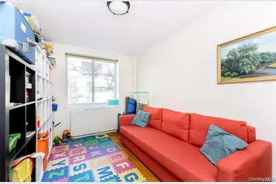 3800 Blackstone Avenue #2S, Bronx, NY 10463 - Photo 9
