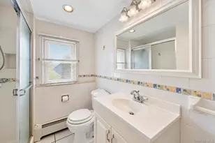 2684 Howell St, Baldwin, NY 11510 - Photo 33