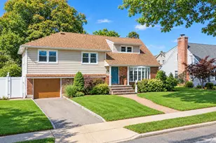 2684 Howell St, Baldwin, NY 11510 - Photo 3