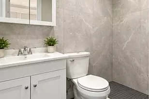 71 E Shore Dr, Babylon, NY 11702 - Photo 5