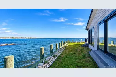 71 E Shore Drive, Babylon, NY 11702 - Photo 11