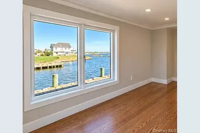 71 E Shore Drive, Babylon, NY 11702 - Photo 9