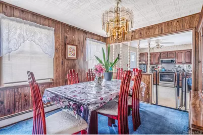 223 N Fulton Avenue, Lindenhurst, NY 11757 - Photo 27
