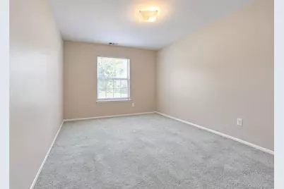 273 Fairview Circle, Middle Island, NY 11953 - Photo 9