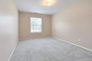 273 Fairview Cir, Middle Island, NY 11953 - Photo 9