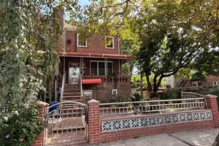 2485 E 7th St, Brooklyn, NY 11235 - Photo 3