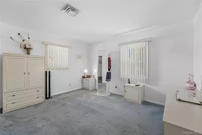 27 Driftwood Drive, Port Washington, NY 11050 - Photo 15
