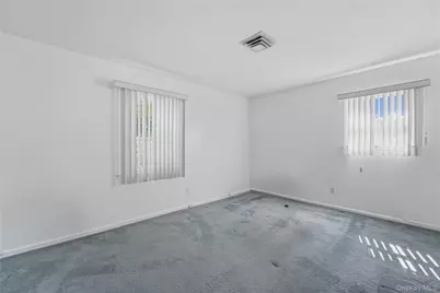 27 Driftwood Drive, Port Washington, NY 11050 - Photo 17