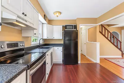 150 W 19th Street, Deer Park, NY 11729 - Photo 11