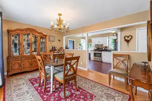 150 W 19th St, Deer Park, NY 11729 - Photo 7