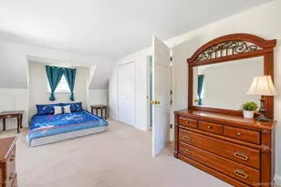 150 W 19th St, Deer Park, NY 11729 - Photo 23