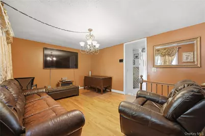 2064 Cicero Avenue, Bronx, NY 10473 - Photo 7