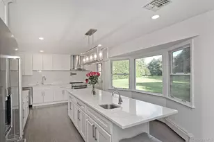1950 Midlane, Muttontown, NY 11791 - Photo 15