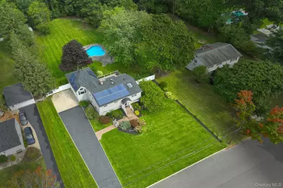 37 Euclid Avenue, Dix Hills, NY 11746 - Photo 37