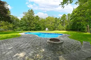 37 Euclid Ave, Dix Hills, NY 11746 - Photo 31