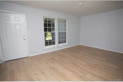 5 Ethan Allen Court, Ridge, NY 11961 - Photo 7