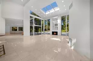 11 Surrey Ln, Old Westbury, NY 11568 - Photo 9