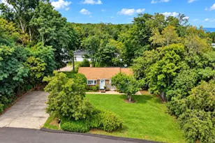 4 Holzman Dr, Hampton Bays, NY 11946 - Photo 15
