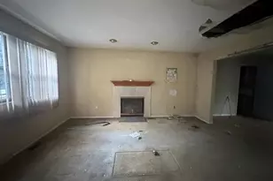 4 Hancock, Yaphank, NY 11980 - Photo 3