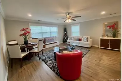 315 Adams Way #315, Sayville, NY 11782 - Photo 7
