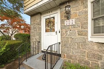 134 Hart Avenue, Yonkers, NY 10704 - Photo 9