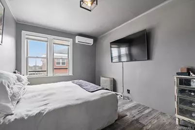 2760 Hering Avenue, Bronx, NY 10469 - Photo 13