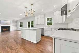 469 Clay Pitts Rd, East Northport, NY 11731 - Photo 11