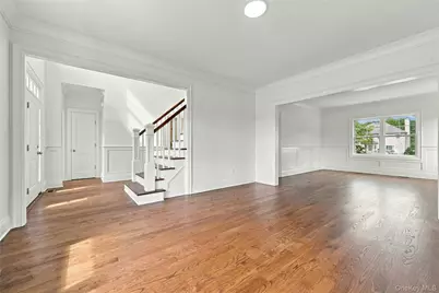 469 Clay Pitts Road, East Northport, NY 11731 - Photo 5