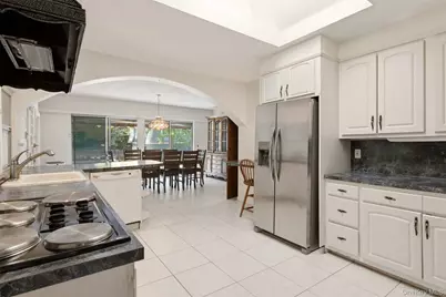6 Barnhart Place, Shoreham, NY 11786 - Photo 15