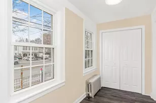 3302 Bronxwood Ave, Bronx, NY 10469 - Photo 9