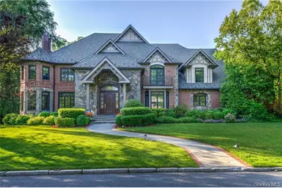 270 Trenor Drive, New Rochelle, NY 10804 - Photo 1