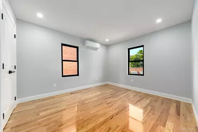 19716 Linden Boulevard, Saint Albans, NY 11412 - Photo 11