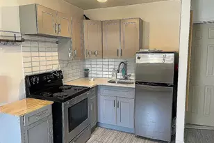 25-40 14th Pl, Astoria, NY 11102 - Photo 3