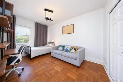 2454 E 18th Street, Brooklyn, NY 11235 - Photo 15