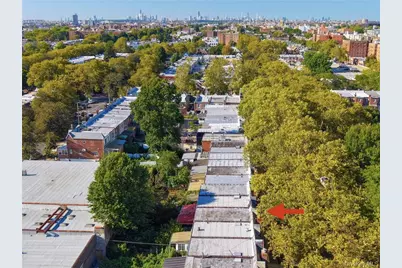 2454 E 18th Street, Brooklyn, NY 11235 - Photo 29