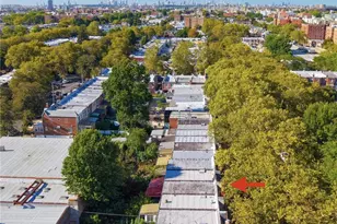2454 E 18th St, Brooklyn, NY 11235 - Photo 29