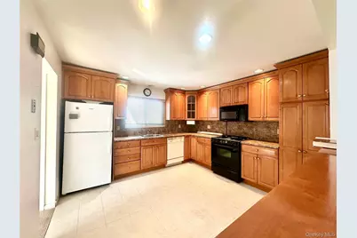 5835 229th Street, Oakland Gardens, NY 11364 - Photo 11