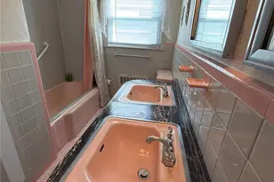 411 Cornwell Ave, Malverne, NY 11565 - Photo 13