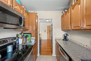 4 Rose St, Oceanside, NY 11572 - Photo 3
