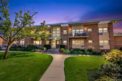 4 Rose Street #Building 2, Unit C1, Oceanside, NY 11572 - Photo 1