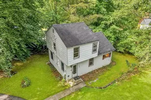 16 Cottage Ave, Nanuet, NY 10954 - Photo 3